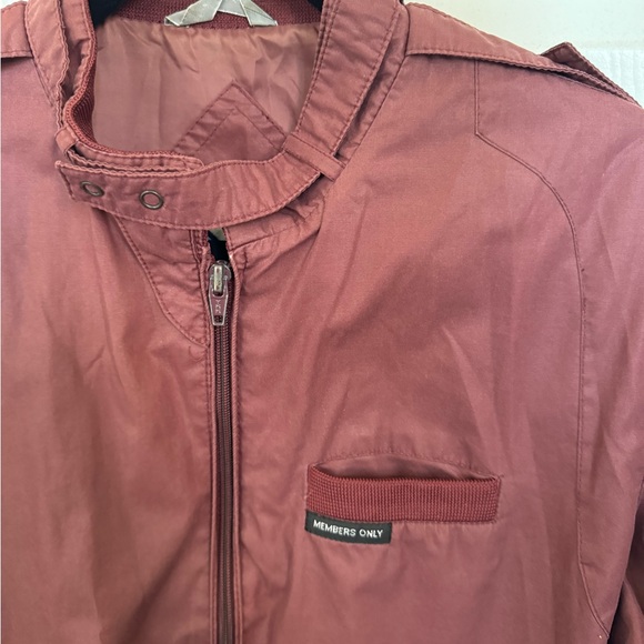 Members Only Vintage Bomber Jacket Zipper Up Maroon - Picture 2 of 7